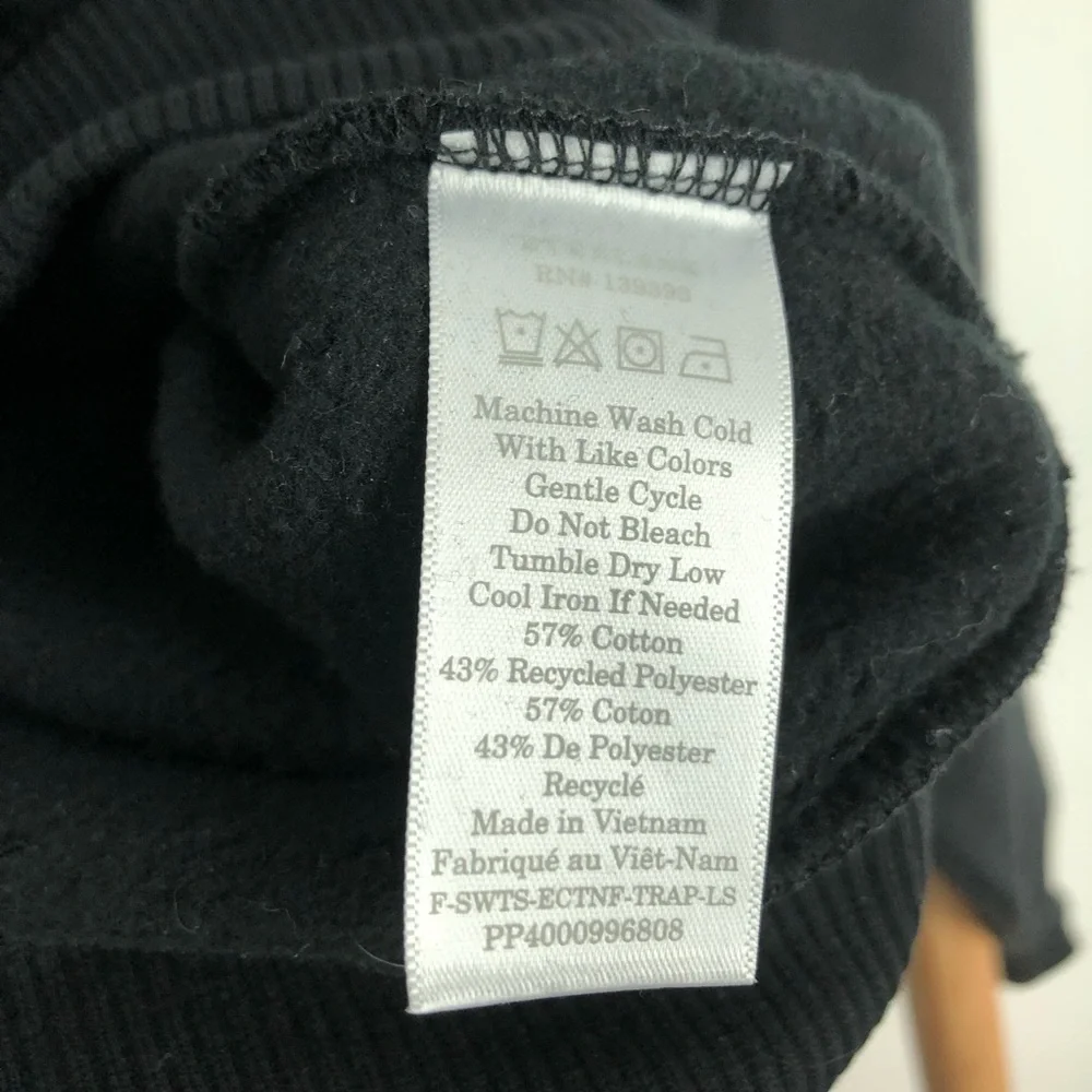 Everlane Cropped Black Crewneck Sweatshirt - Picture 4 of 4